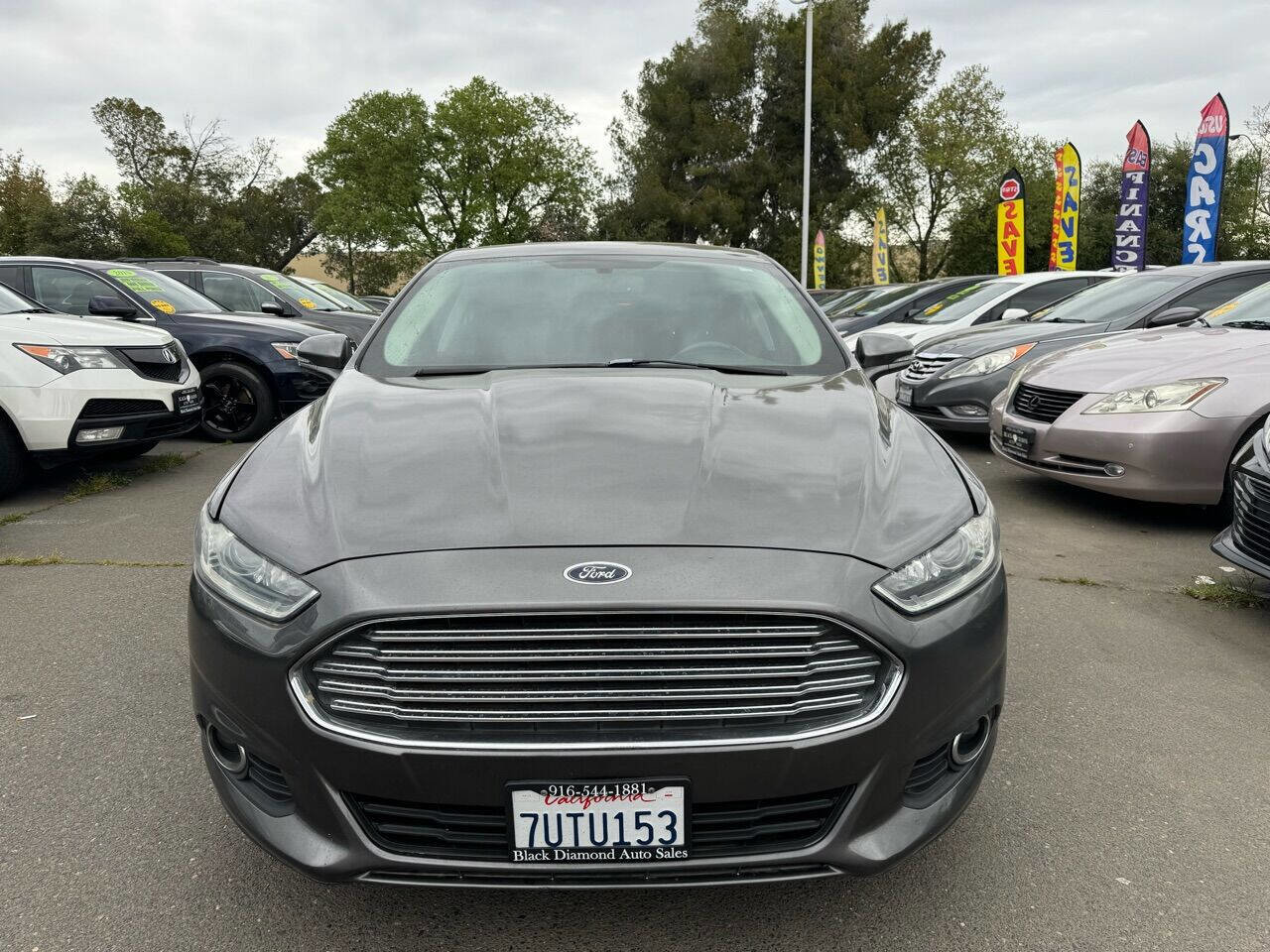 Used 2014 Ford Fusion SE w/ Equipment Group 202A image 2