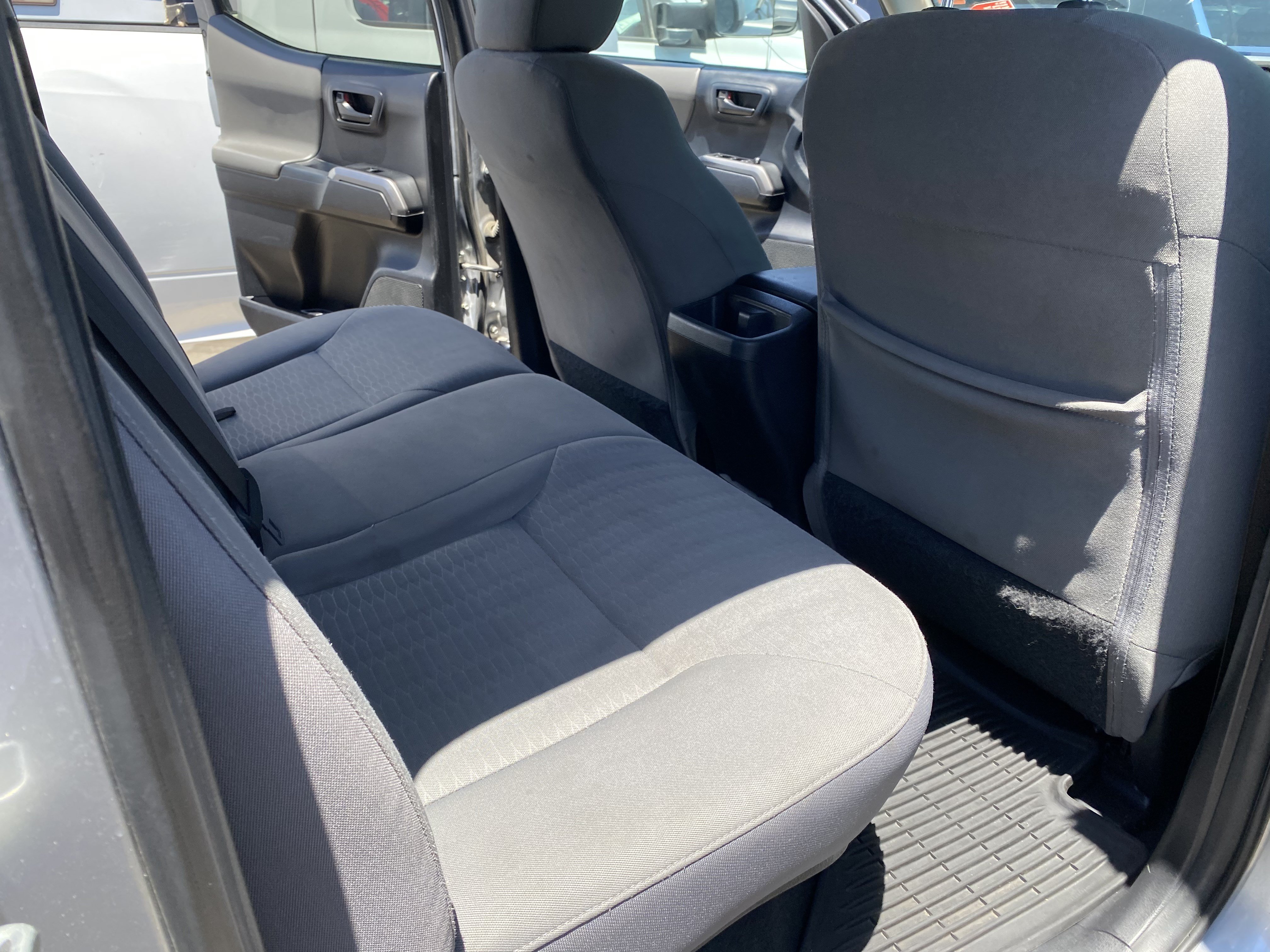 Used 2019 Toyota Tacoma SR5 RWD image 14