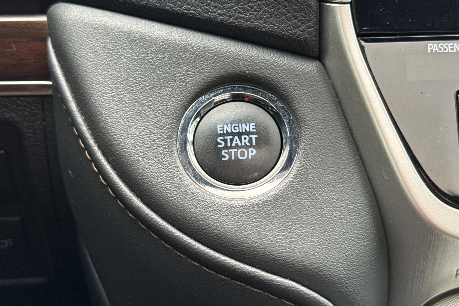 Used 2021 Toyota Land Cruiser Heritage Edition image 23