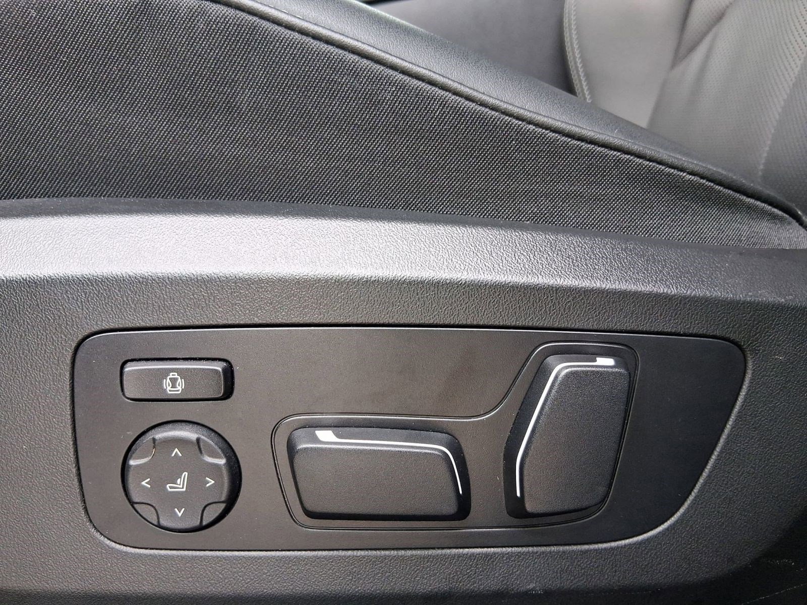 Used 2025 BMW X3 M50 image 12