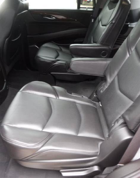 Used 2015 Cadillac Escalade Premium AWD/4WD image 26