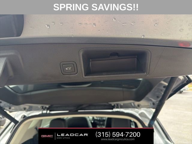 Used 2023 GMC Terrain Denali w/ Denali Premium Package image 16