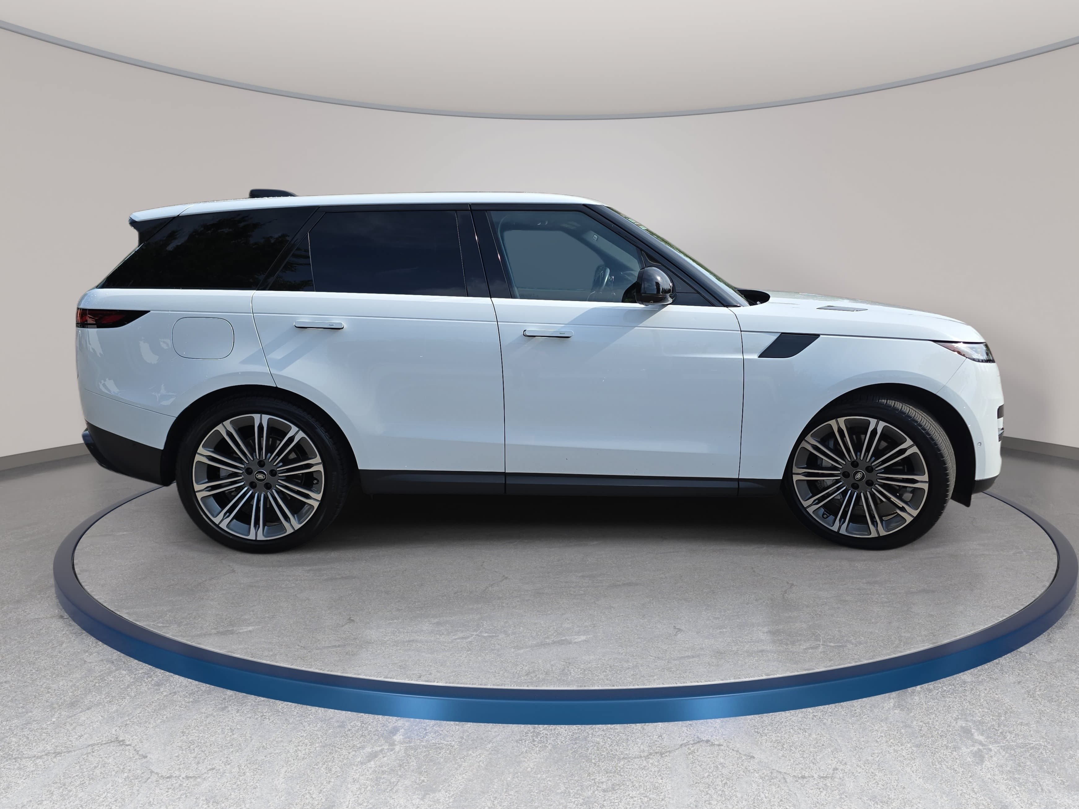 Certified 2024 Land Rover Range Rover Sport SE AWD/4WD image 4