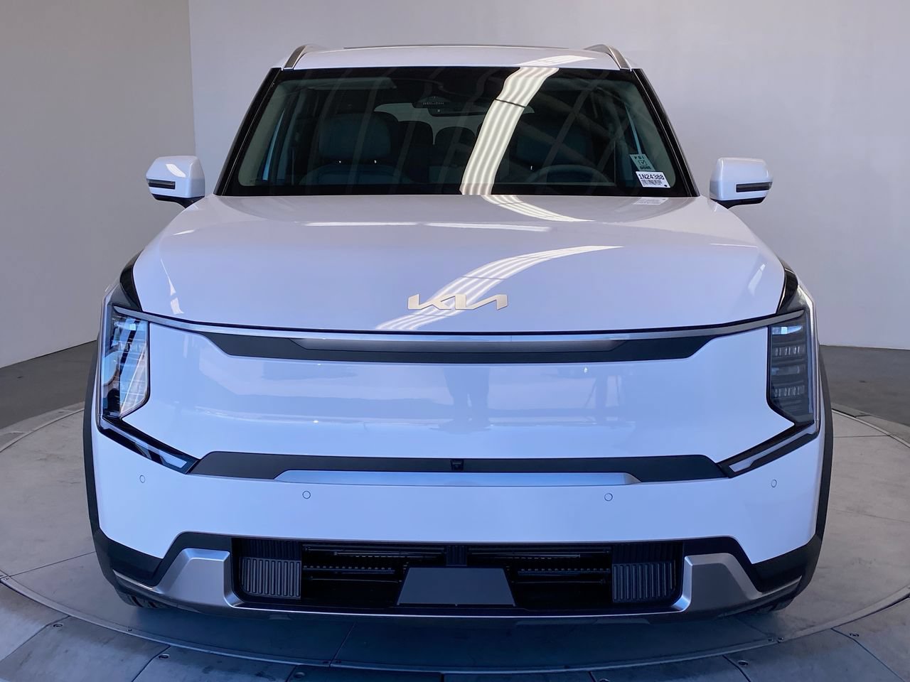 New 2026 Kia EV9 Wind AWD/4WD image 8