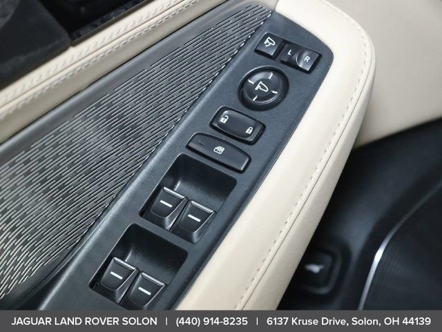 Used 2023 Acura MDX SH-AWD w/ Advance Package image 36