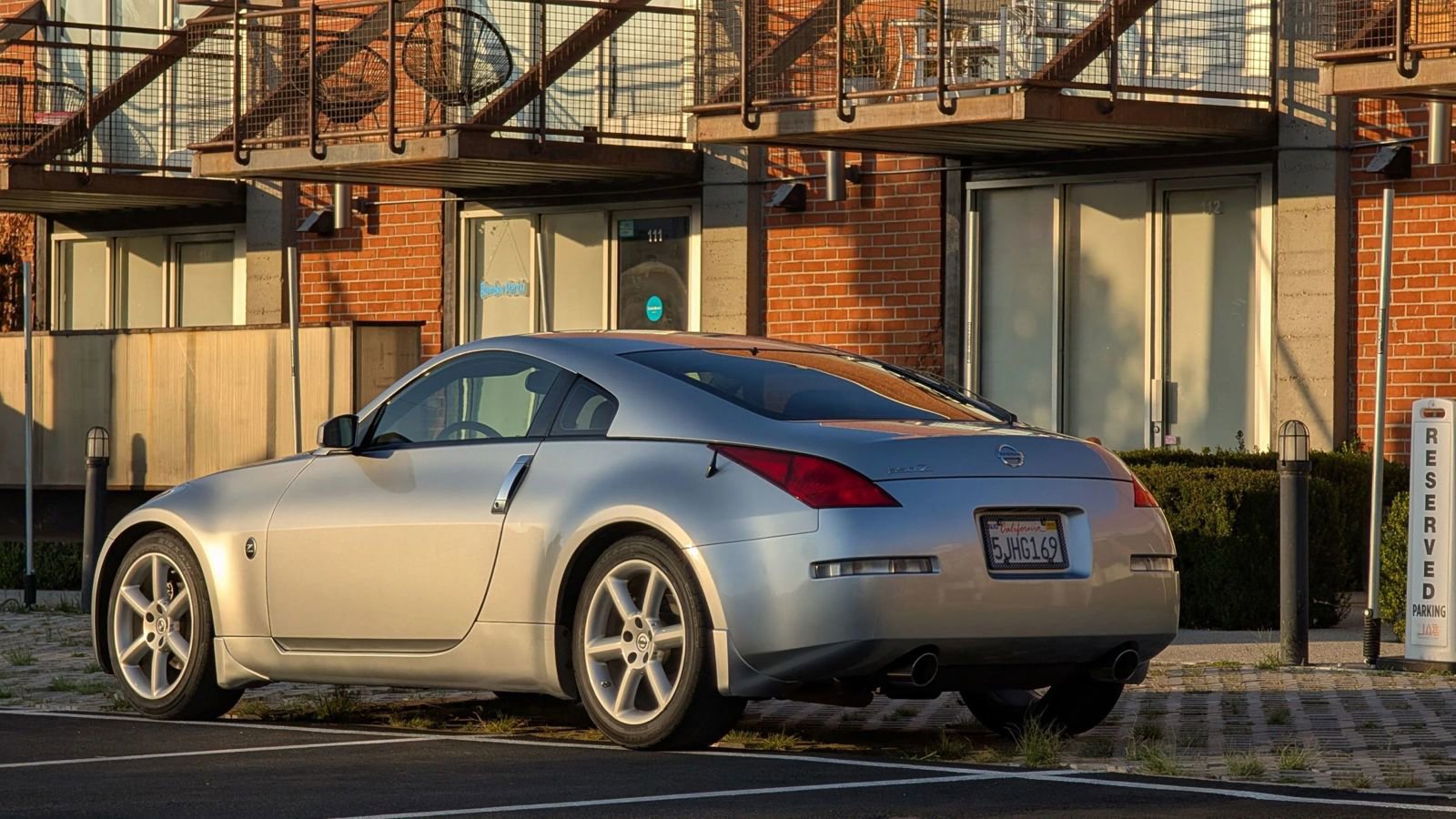 Used 2003 Nissan 350Z Touring image 2