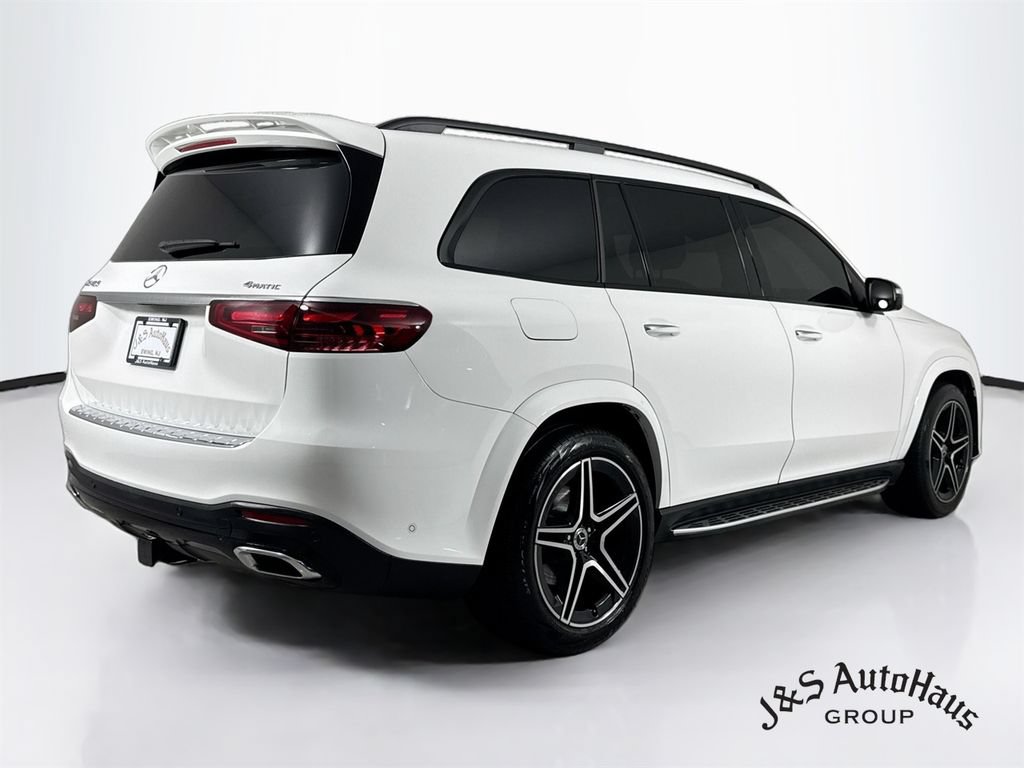 Used 2024 Mercedes-Benz GLS 450 4MATIC w/ AMG Line Exterior image 7