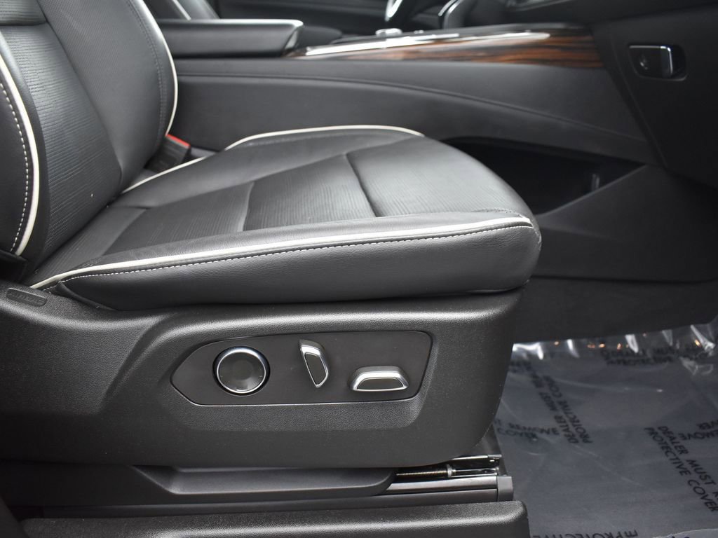 Used 2021 Cadillac Escalade Premium Luxury image 39