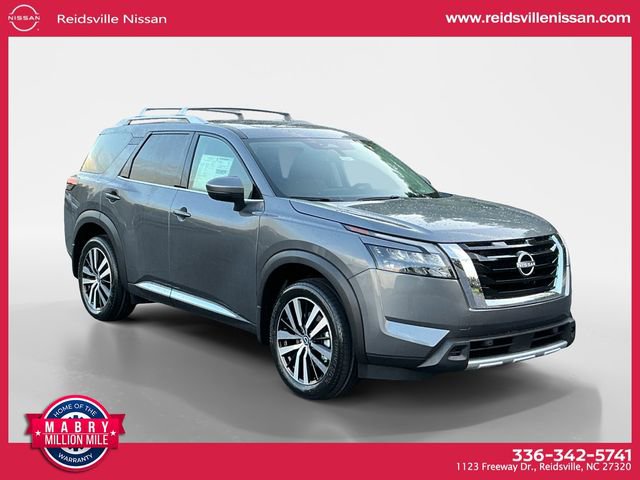 New 2025 Nissan Pathfinder Platinum image 8