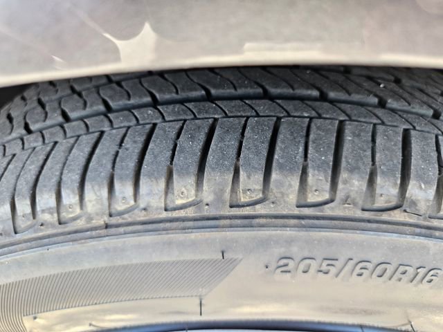 Used 2025 Nissan Sentra S FWD image 28