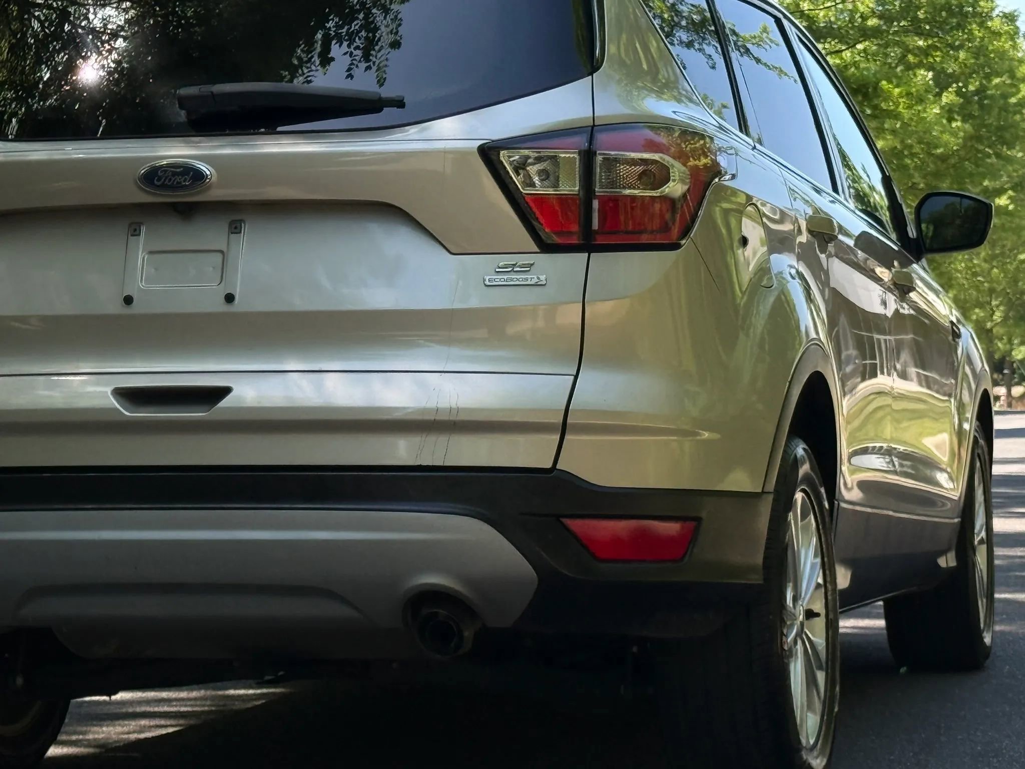 Used 2017 Ford Escape SE FWD image 5