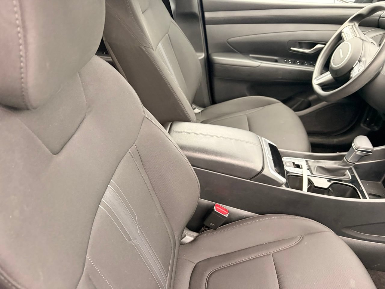 Used 2025 Hyundai Tucson SEL FWD image 11