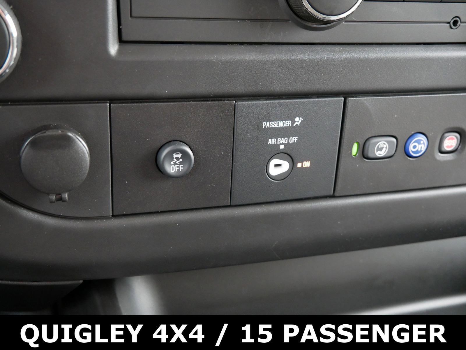 Used 2024 Chevrolet Express 3500 LT w/ LT Preferred Equipment Group image 19