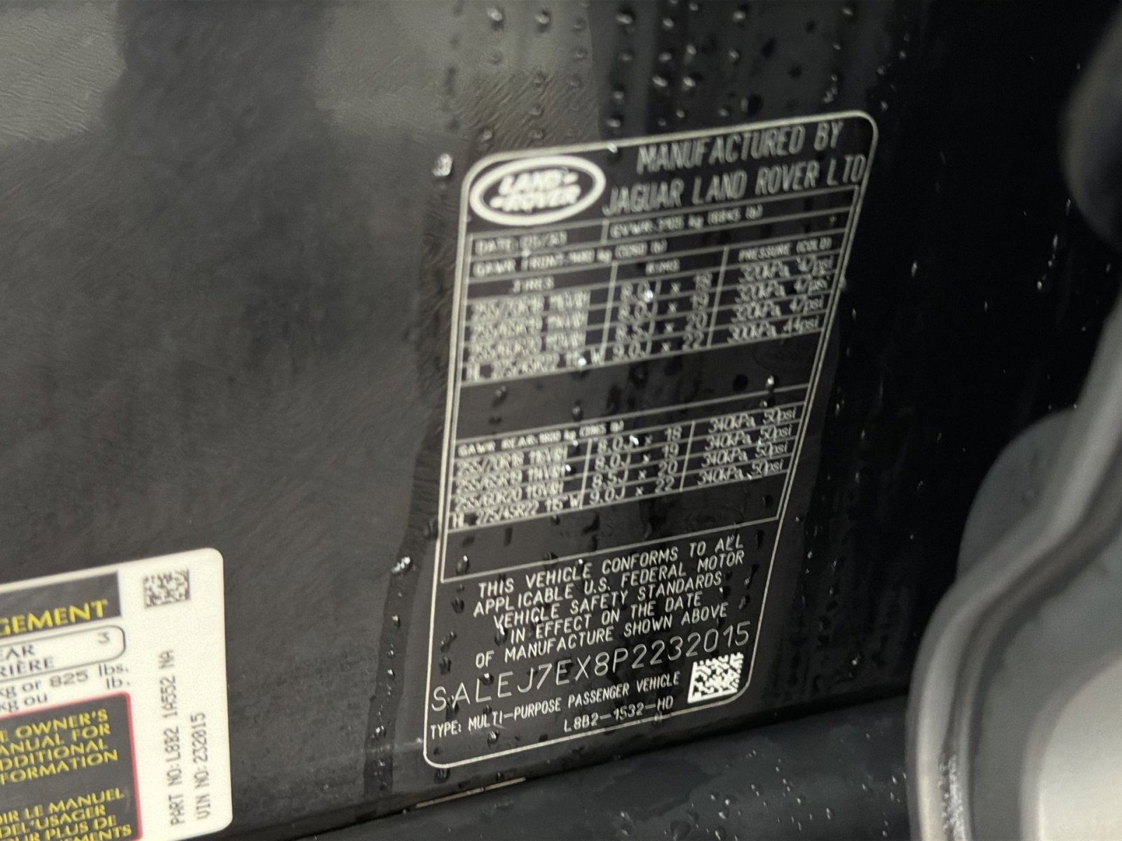 Used 2023 Land Rover Defender 110 S image 29