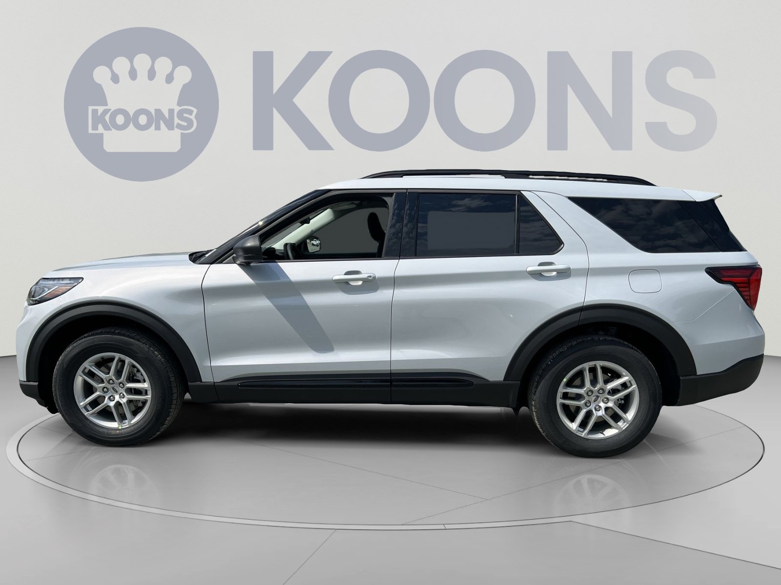 New 2026 Ford Explorer Active AWD/4WD image 2