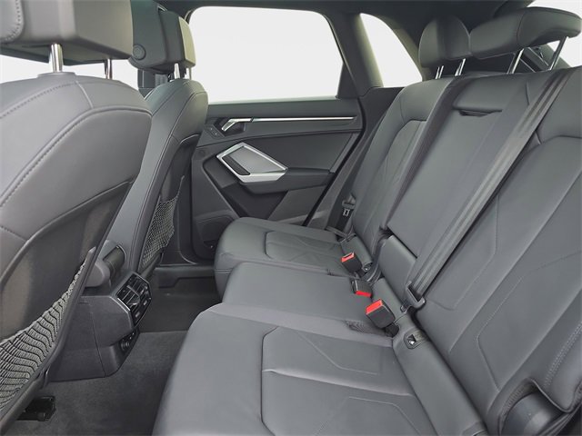 Certified 2025 Audi Q3 2.0T Premium Plus w/ Premium Plus Package image 17