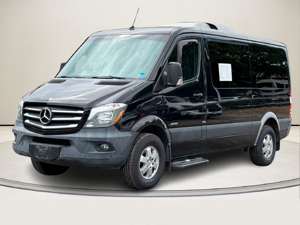 Used 2015 Mercedes-Benz Sprinter 2500 image 2