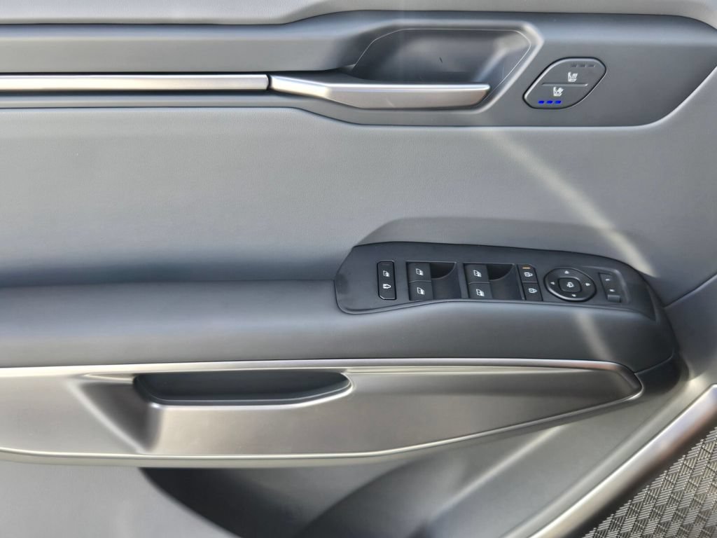 New 2026 Kia EV9 Light RWD image 14