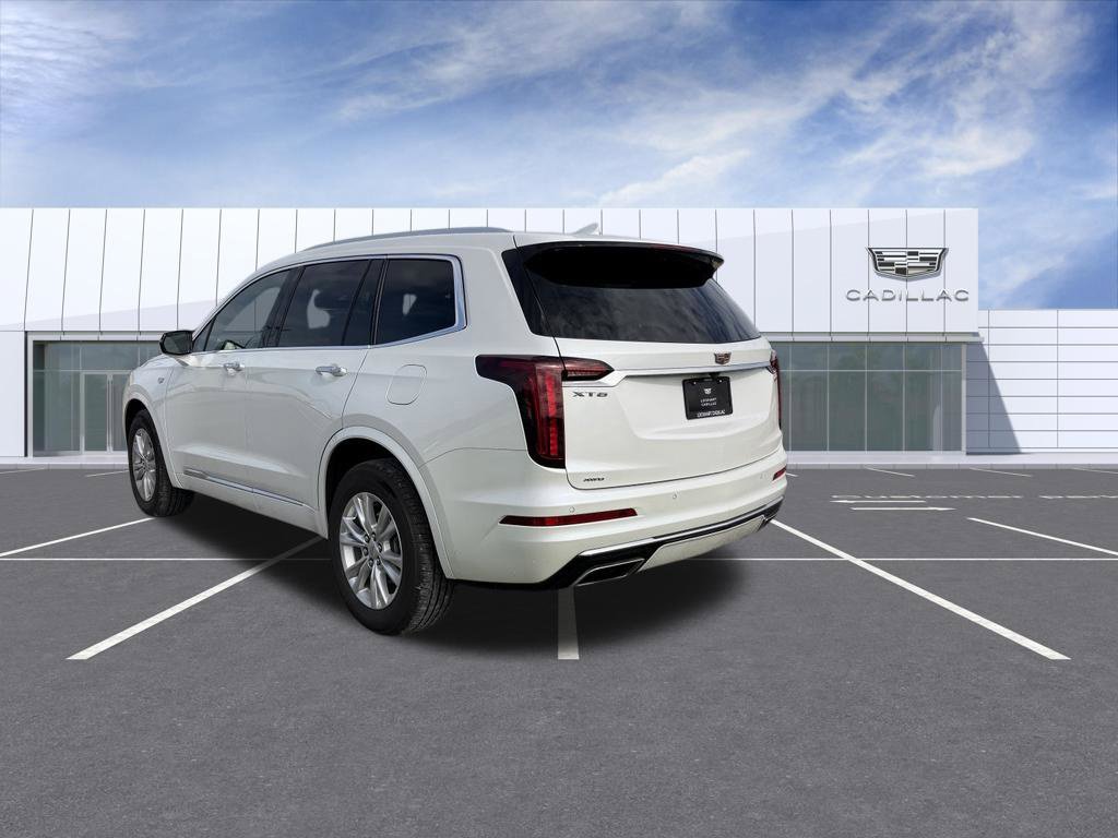 Certified 2023 Cadillac XT6 Luxury AWD/4WD image 11