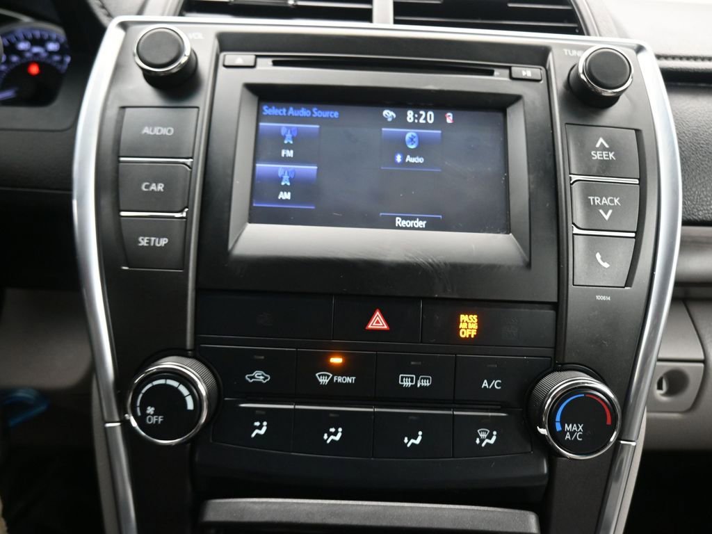 Used 2017 Toyota Camry LE image 18