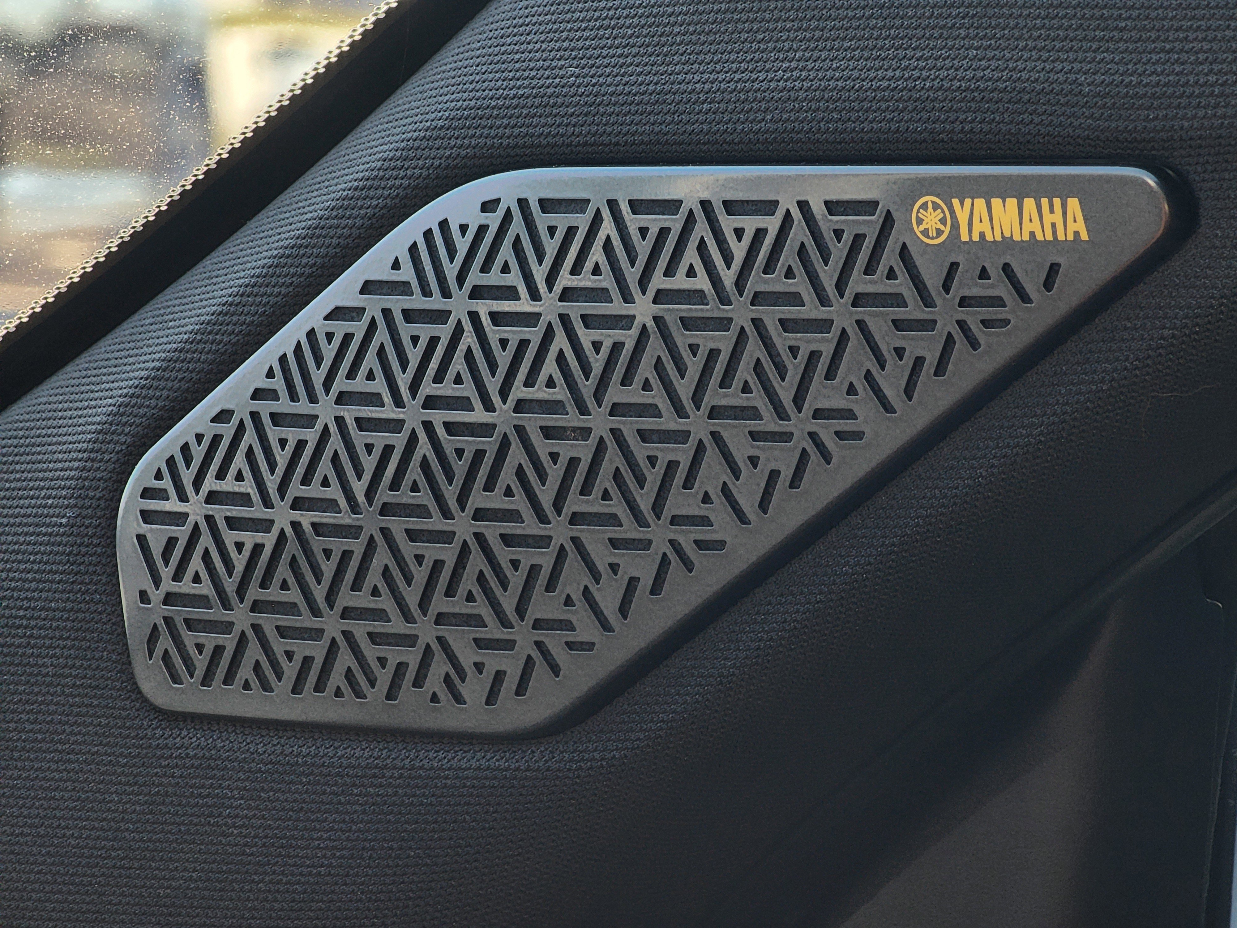 Used 2025 Mitsubishi Outlander SEL image 27