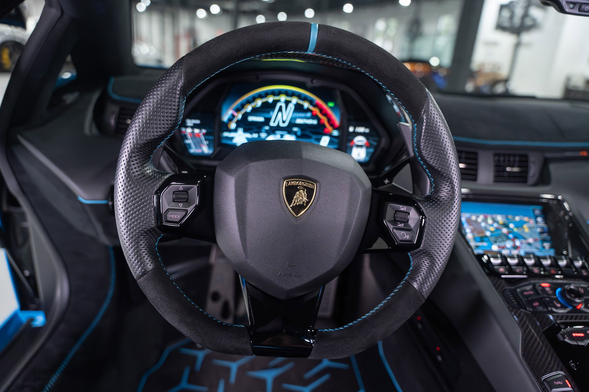 Used 2021 Lamborghini Aventador SVJ image 30