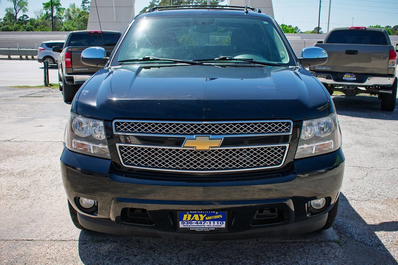 Used 2013 Chevrolet Avalanche LTZ image 9