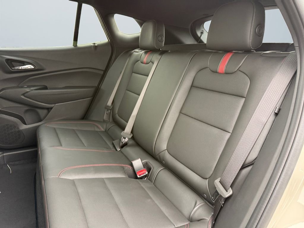 New 2026 Chevrolet Trax RS w/ Sunroof Package image 13