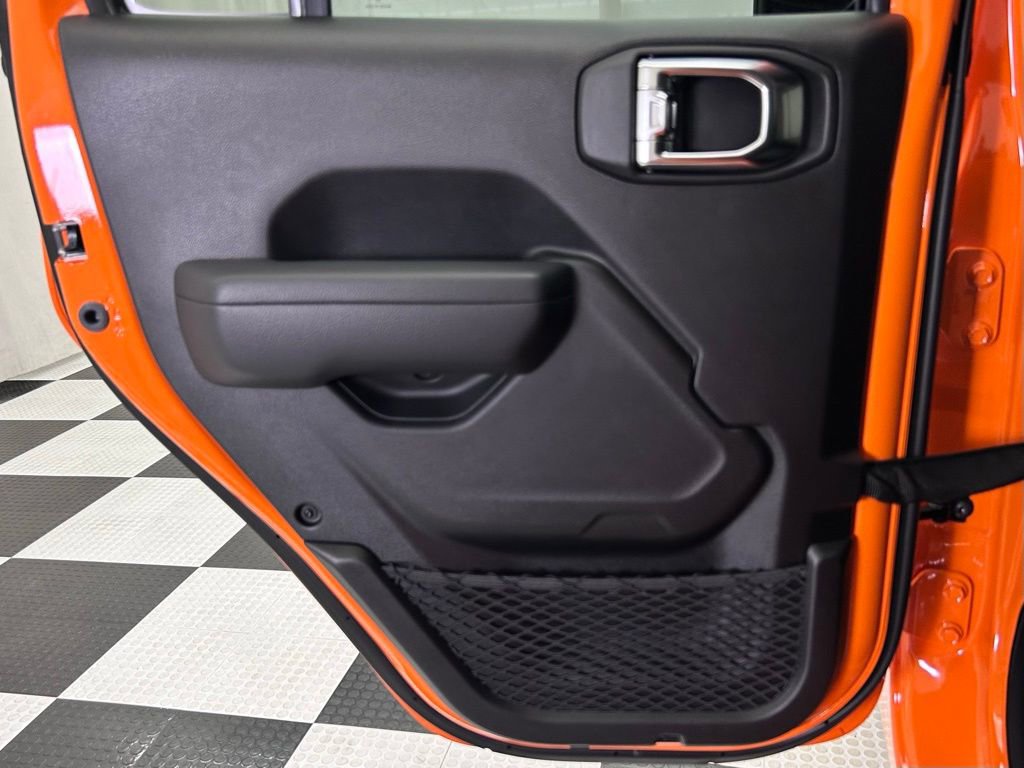 New 2025 Jeep Gladiator Sport image 16