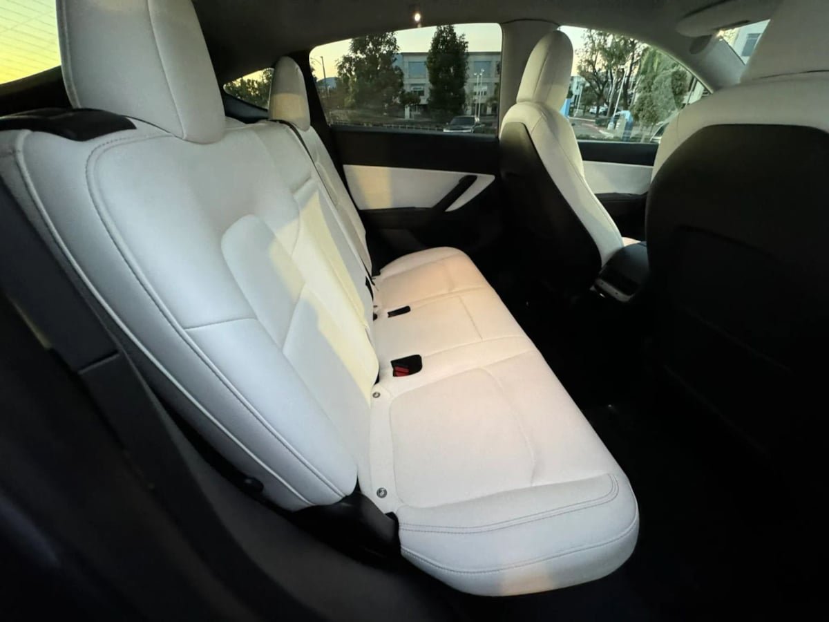 Used 2023 Tesla Model Y Long Range AWD/4WD image 24