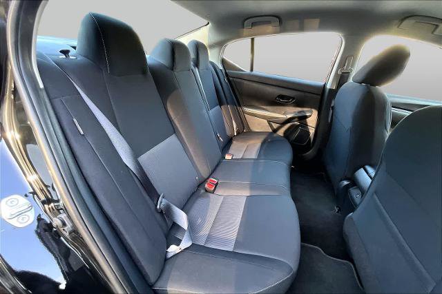 Certified 2025 Nissan Sentra SV FWD image 20