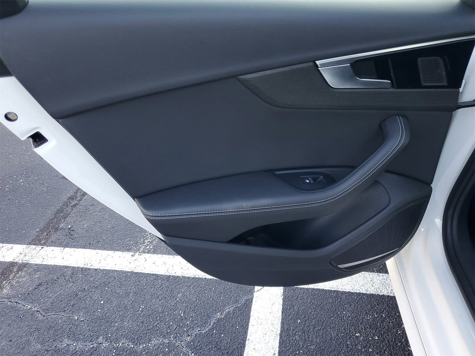 Used 2023 Audi A4 2.0T Premium Plus image 25