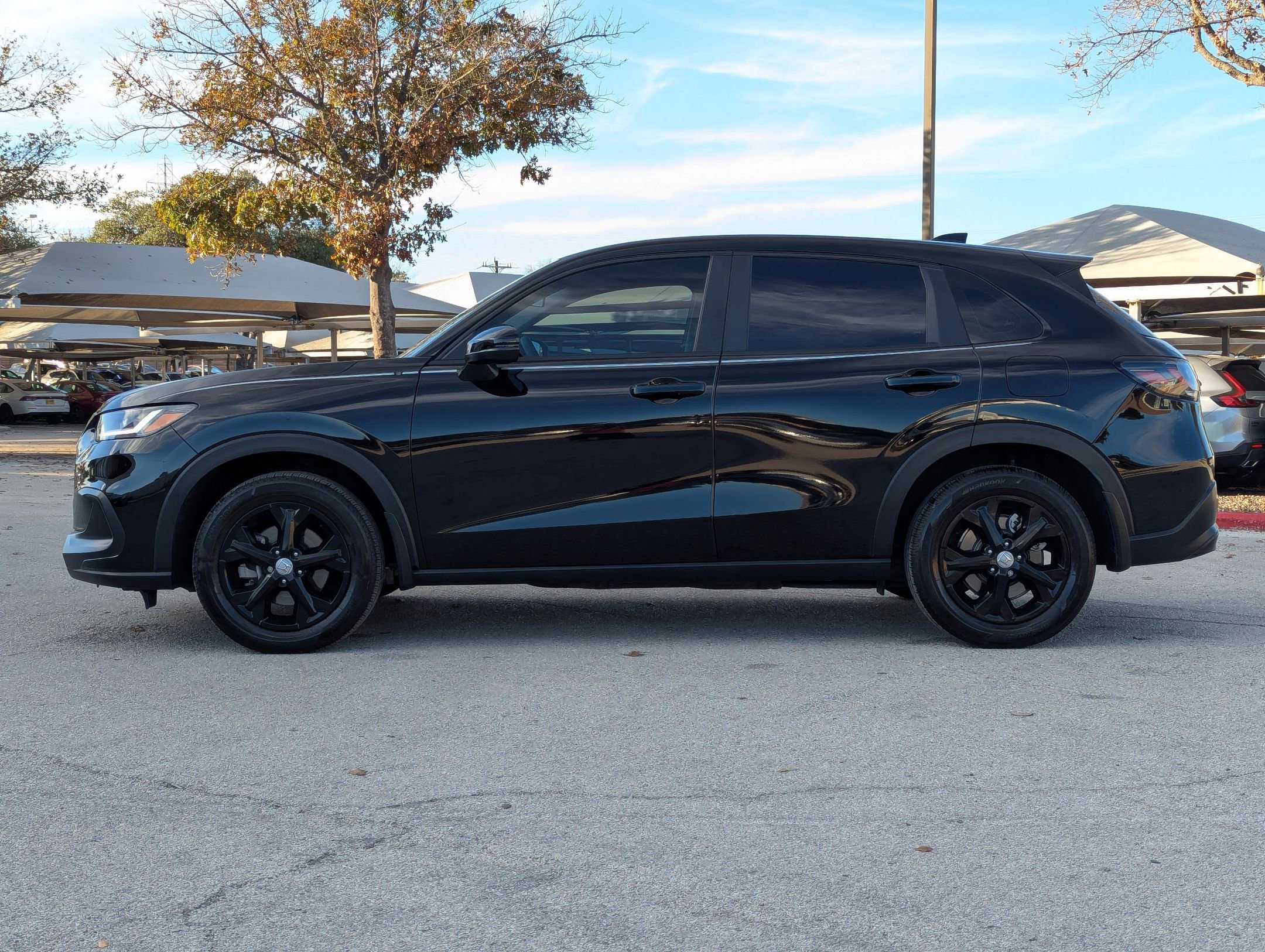 Used 2025 Honda HR-V LX image 7