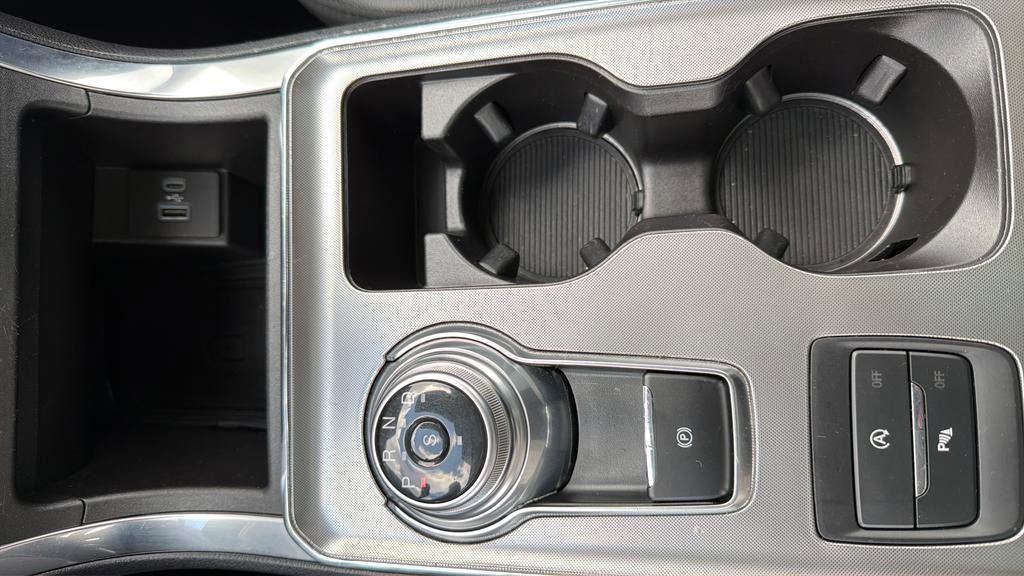 Used 2023 Ford Edge Titanium AWD/4WD image 27