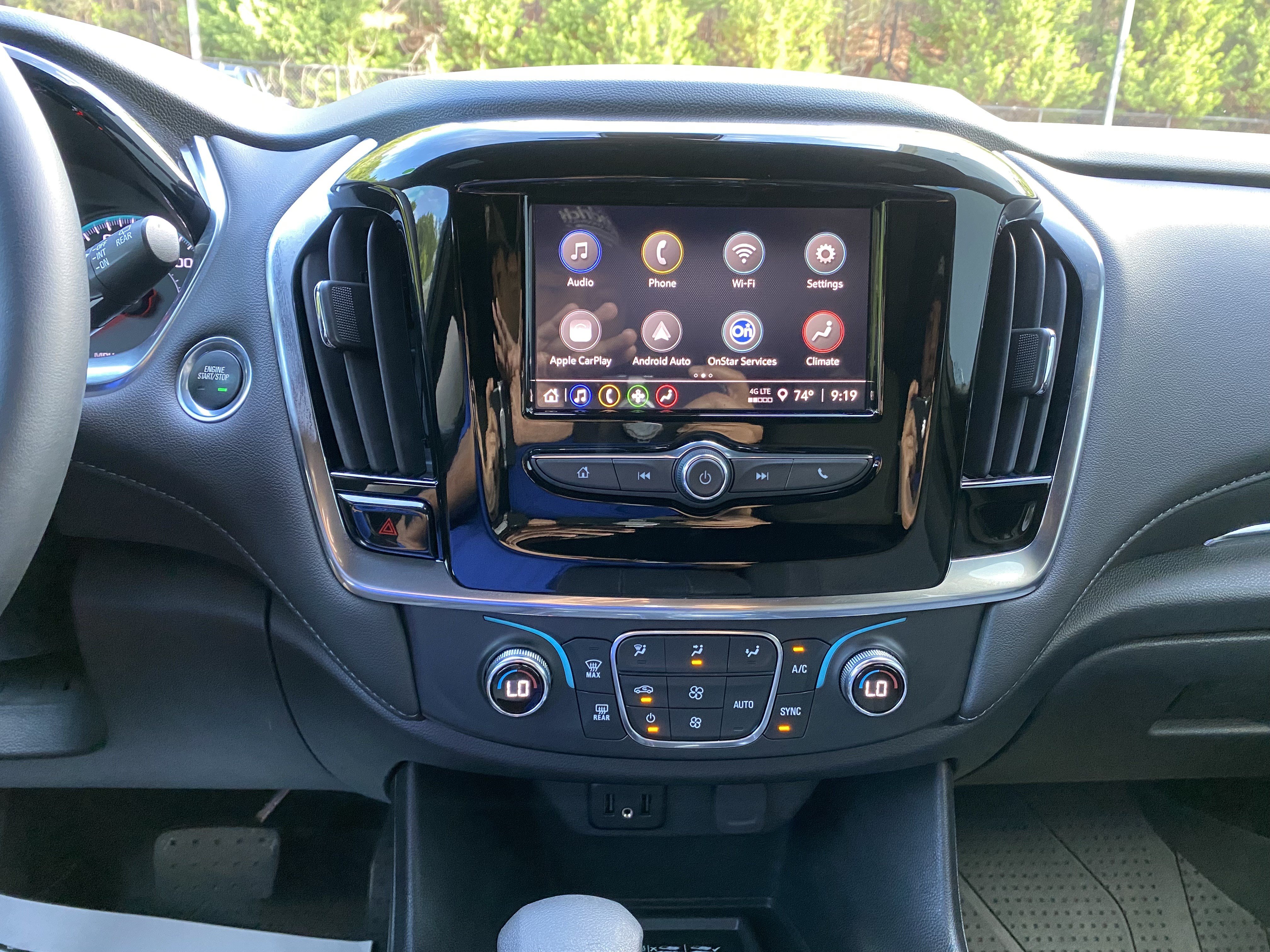 Used 2023 Chevrolet Traverse LT FWD image 24