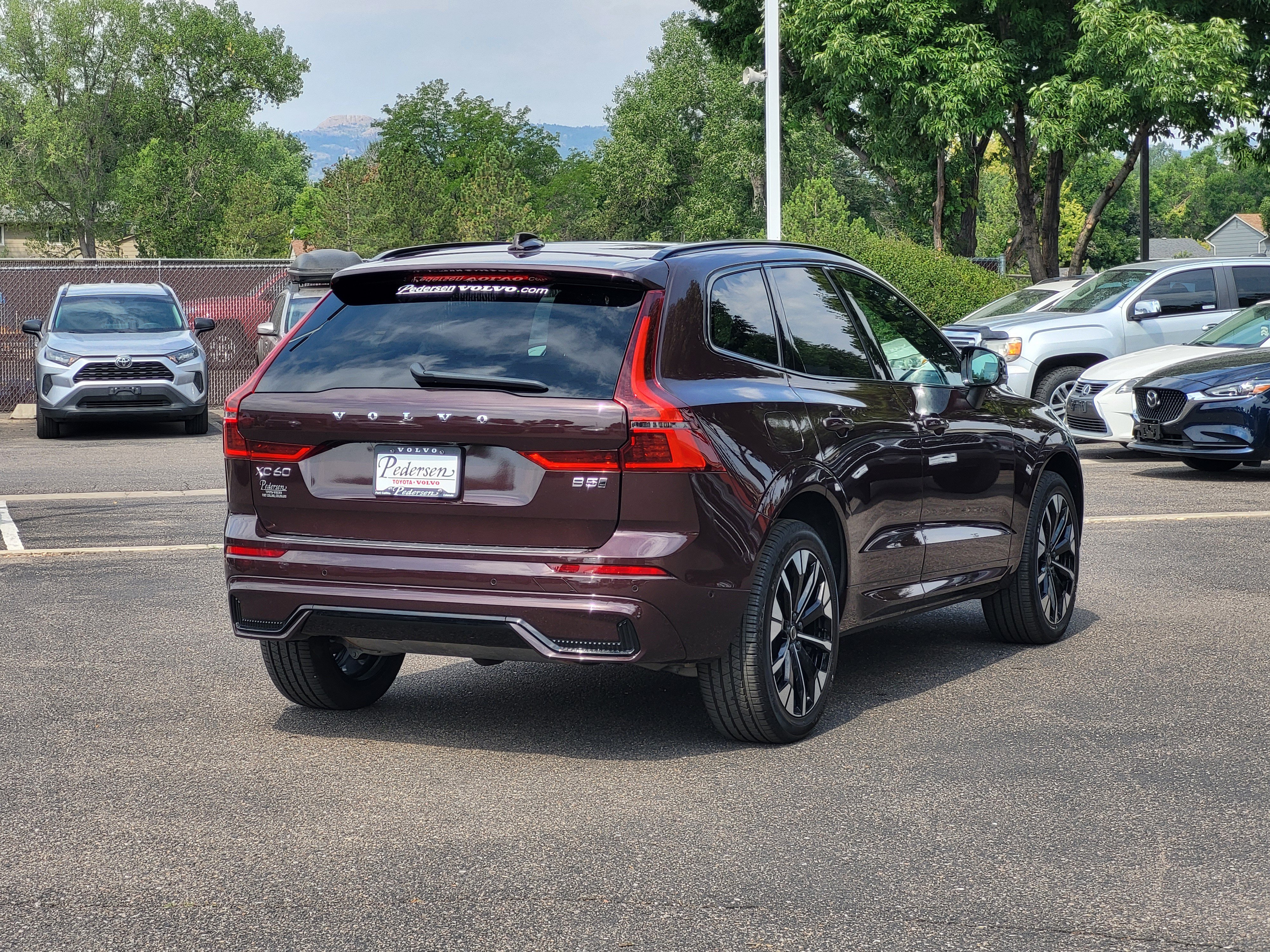 New 2026 Volvo XC60 B5 Plus w/ Protection Package Premier AWD/4WD image 3