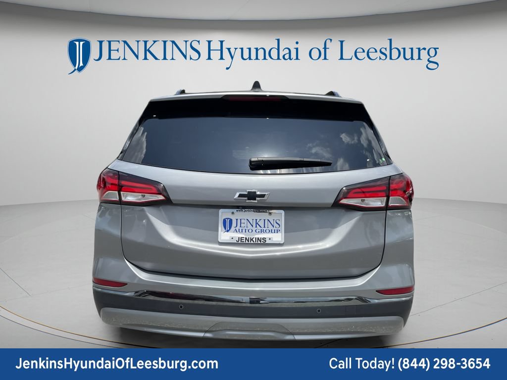 Used 2023 Chevrolet Equinox RS w/ RS Leather Package FWD image 5