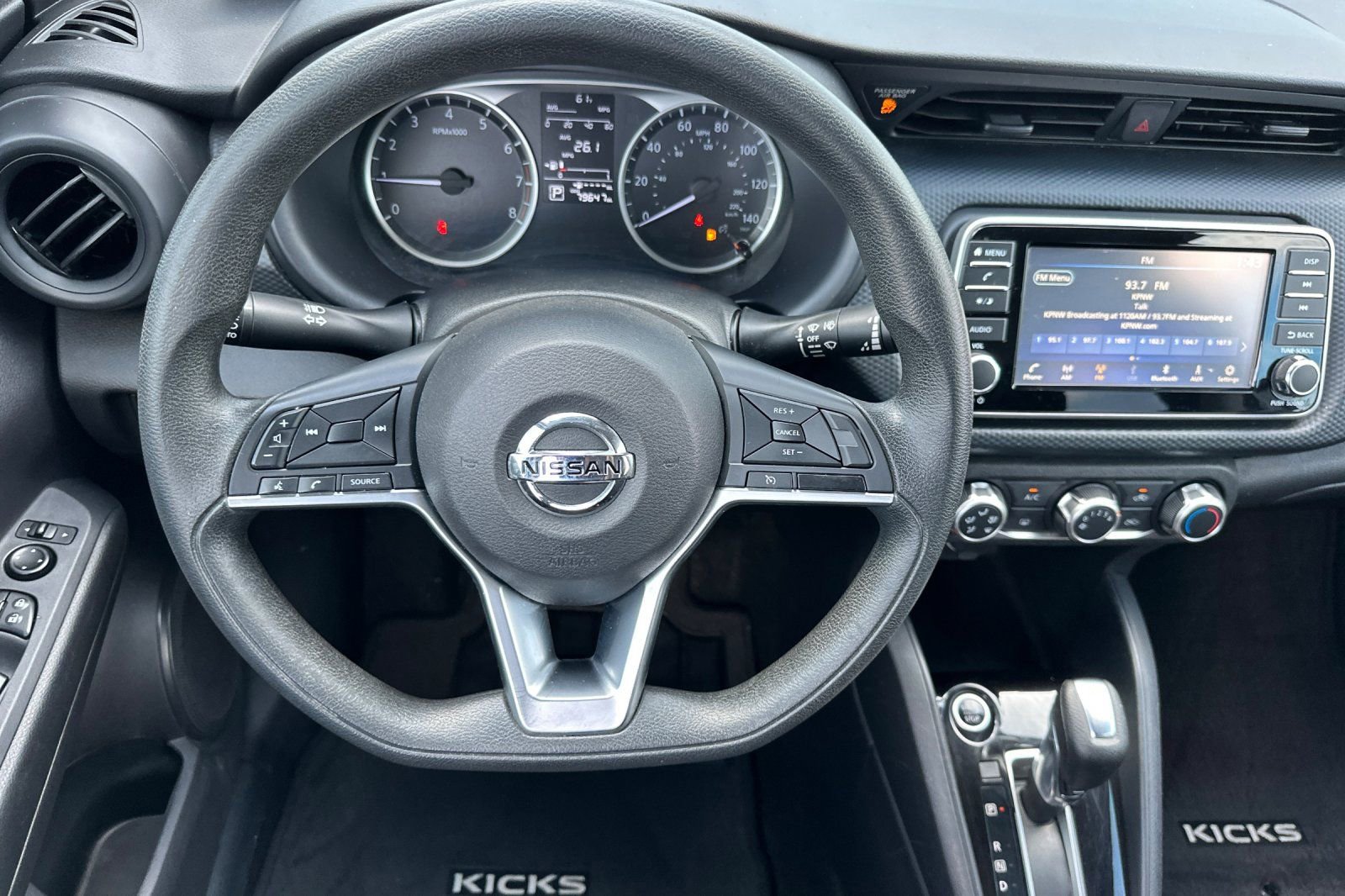 Used 2021 Nissan Kicks S image 14