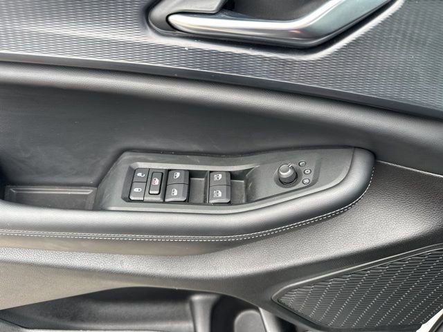 Used 2025 Jeep Grand Cherokee Altitude AWD/4WD image 41