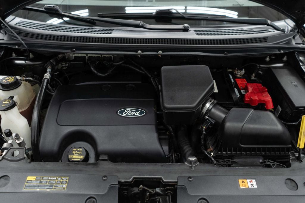 Used 2013 Ford Edge Limited AWD/4WD image 31