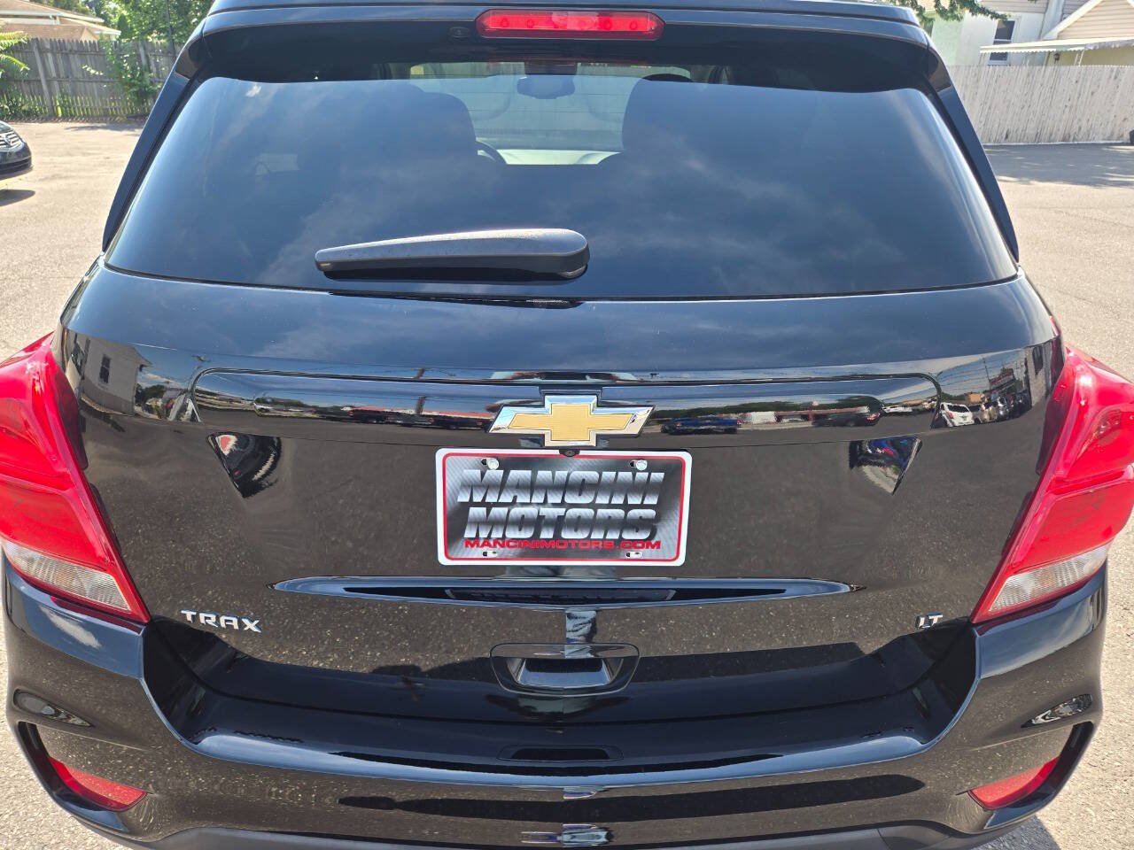Used 2020 Chevrolet Trax LT FWD image 7