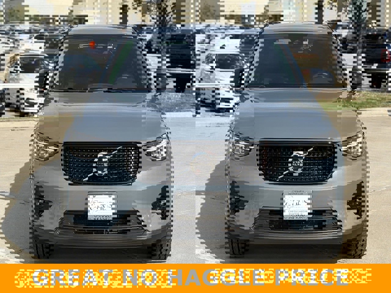 Certified 2023 Volvo XC40 B4 Plus image 3