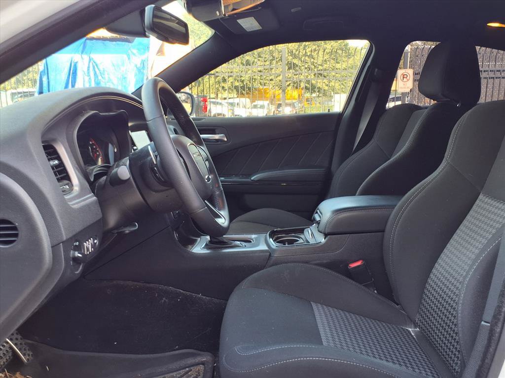 Used 2023 Dodge Charger R/T w/ Blacktop Package RWD image 11