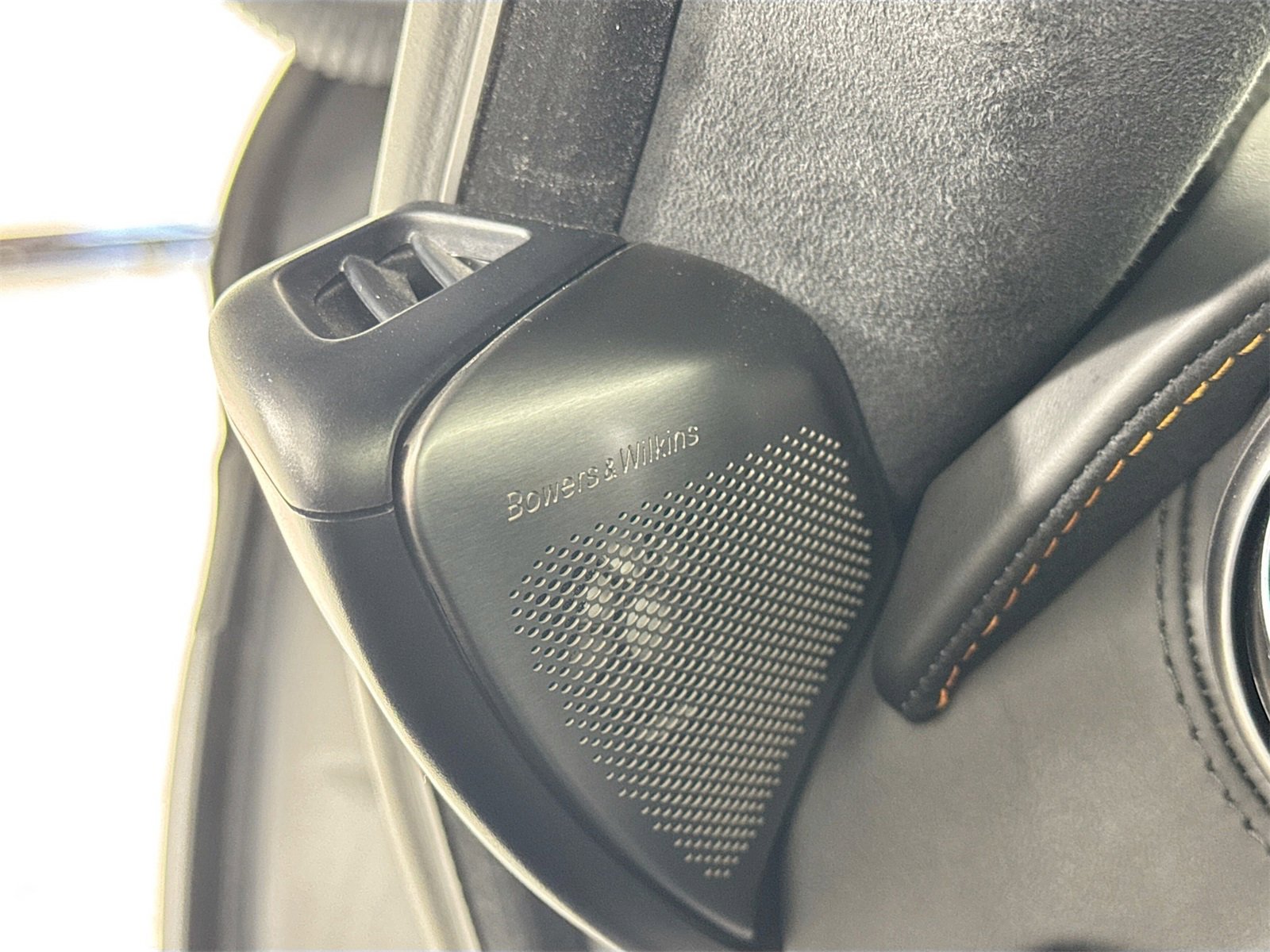 Used 2024 McLaren 750S image 17