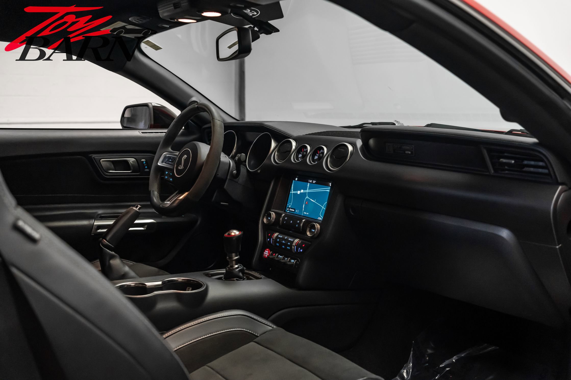 Used 2016 Ford Mustang Shelby GT350 w/ Technology Package image 40