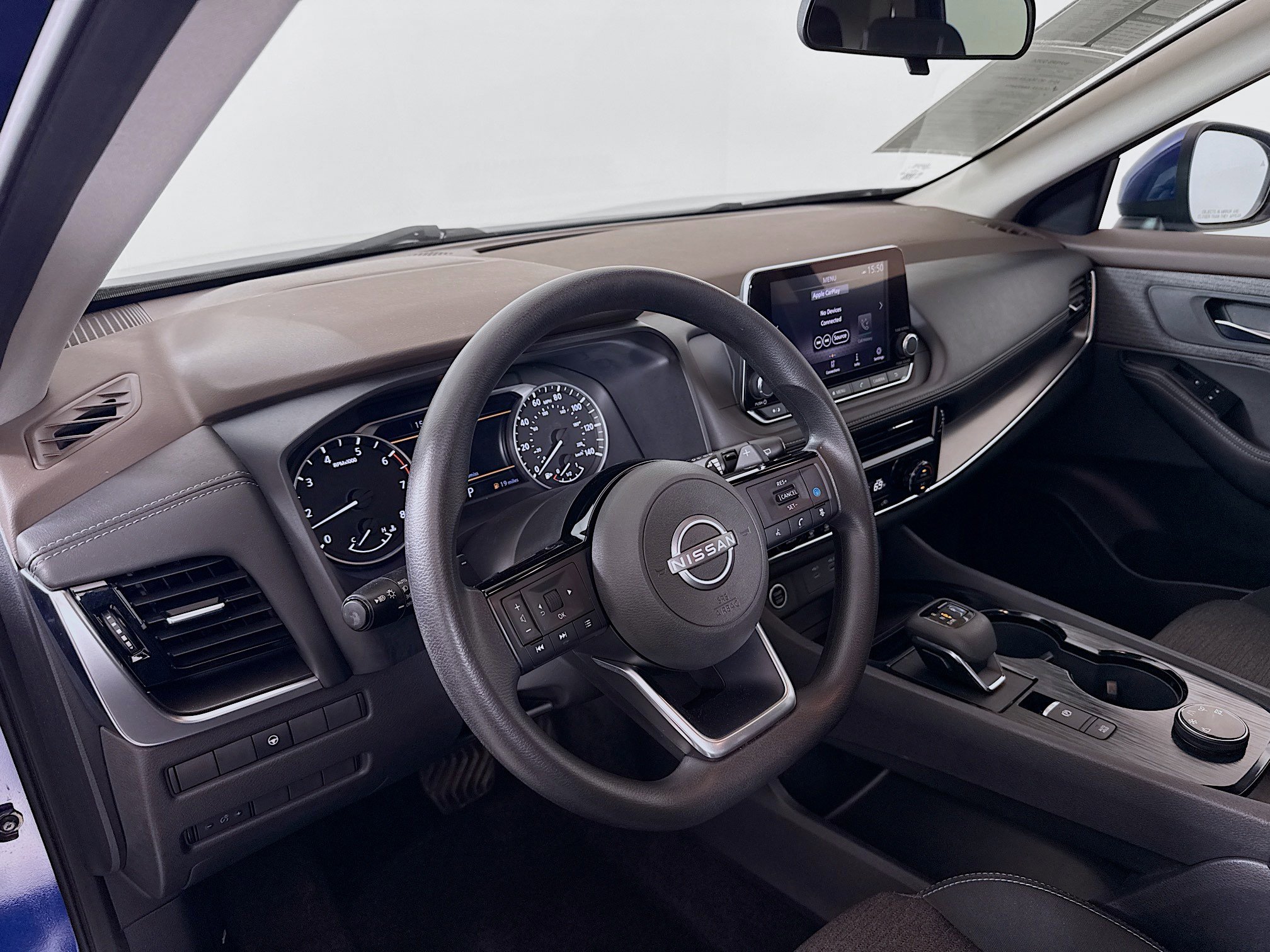 Used 2022 Nissan Rogue SV AWD/4WD image 9