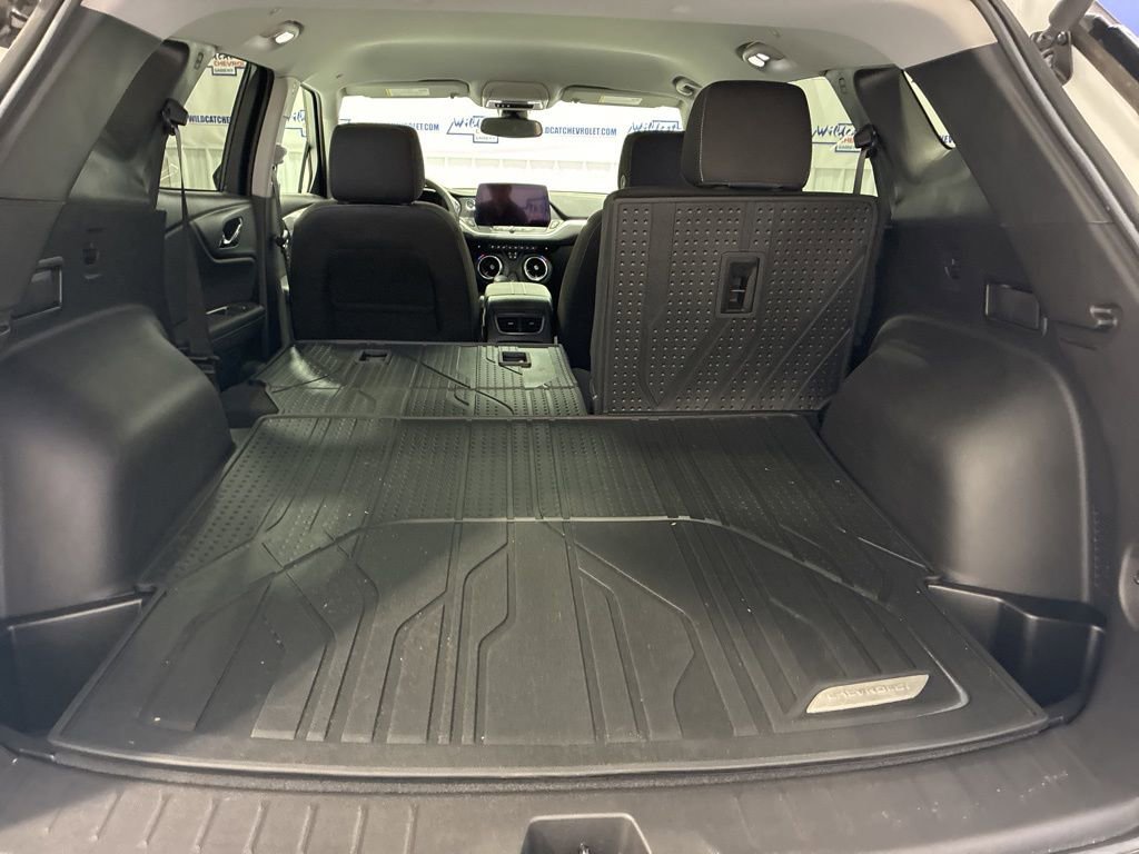 Used 2024 Chevrolet Blazer LT w/ Convenience Package FWD image 38