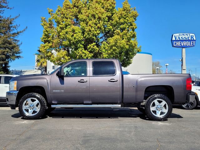 Used 2011 Chevrolet Silverado 2500 LTZ w/ LTZ Plus Package image 9