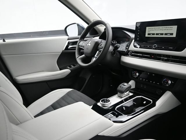 New 2026 Mitsubishi Outlander SE AWD/4WD image 18
