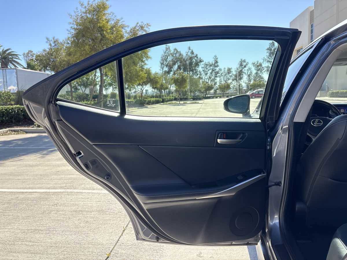Used 2017 Lexus IS 200t w/ Navigation System Package RWD image 13